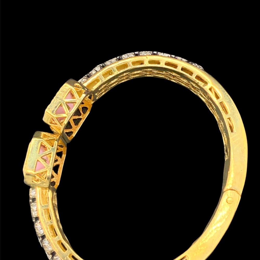 Pink bracelet - Picture 4 of 4